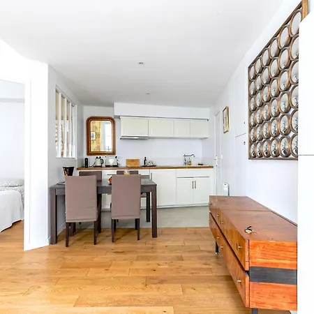 Center - 1st Palais Royal/louvre Museum *