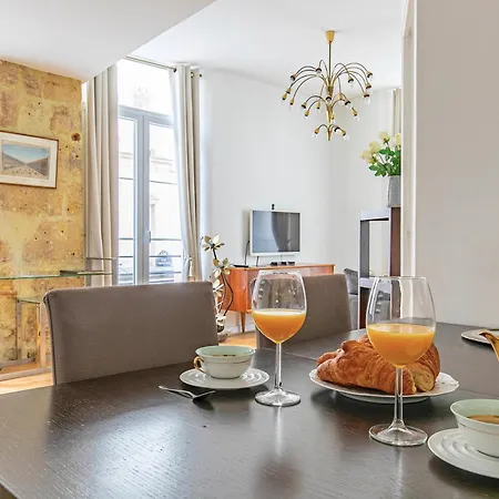 Center - 1st Palais Royal/louvre Museum