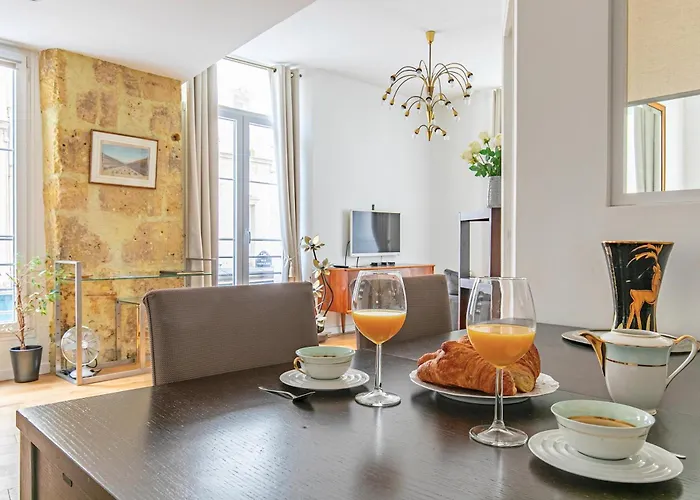 Center - 1st Palais Royal/louvre Museum